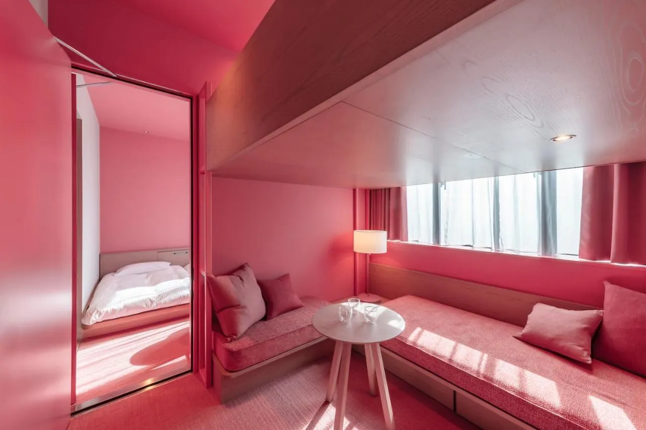 Toggle Hotel Suidobashi Tokyo 4*,