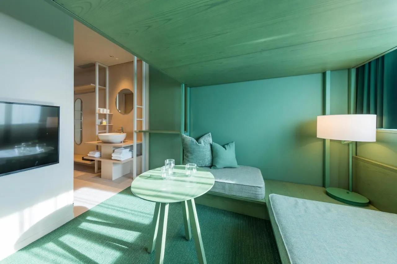 Toggle Hotel Suidobashi Tokyo Japan